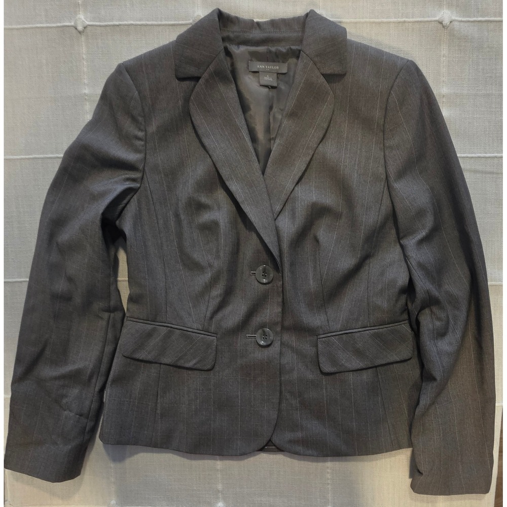 Ann Taylor Womens Grey Pinstripe Two Button Blazer Jacket Size 6 Professional